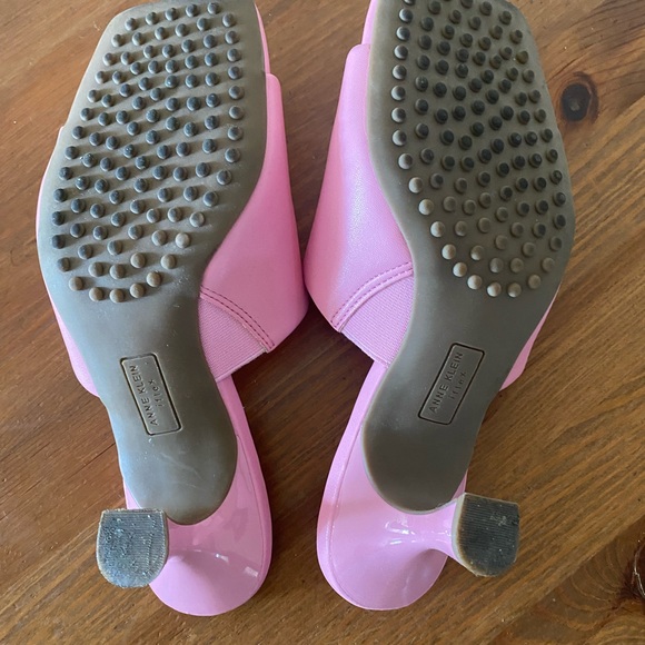 Anne Klein “Jasmine” sandal - Picture 4 of 6